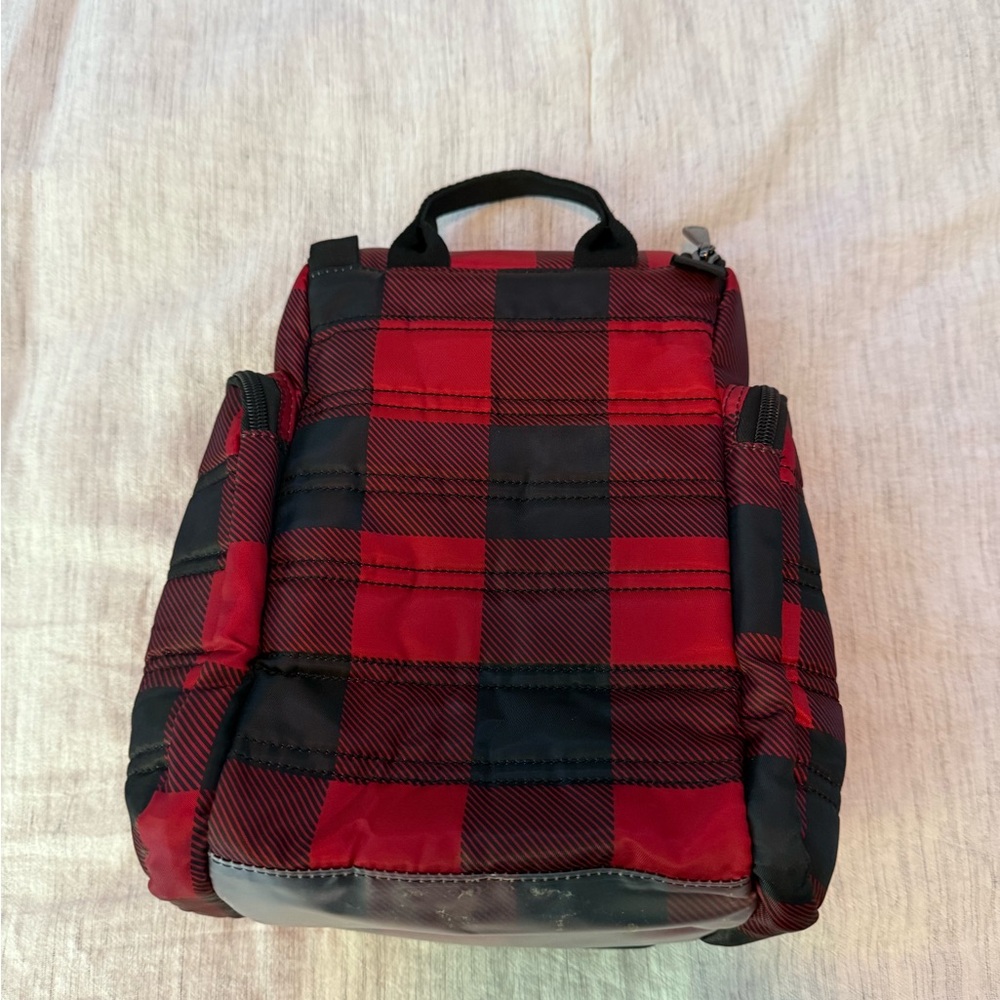 Lug Caddy Toiletry Case - Picture 2 of 3